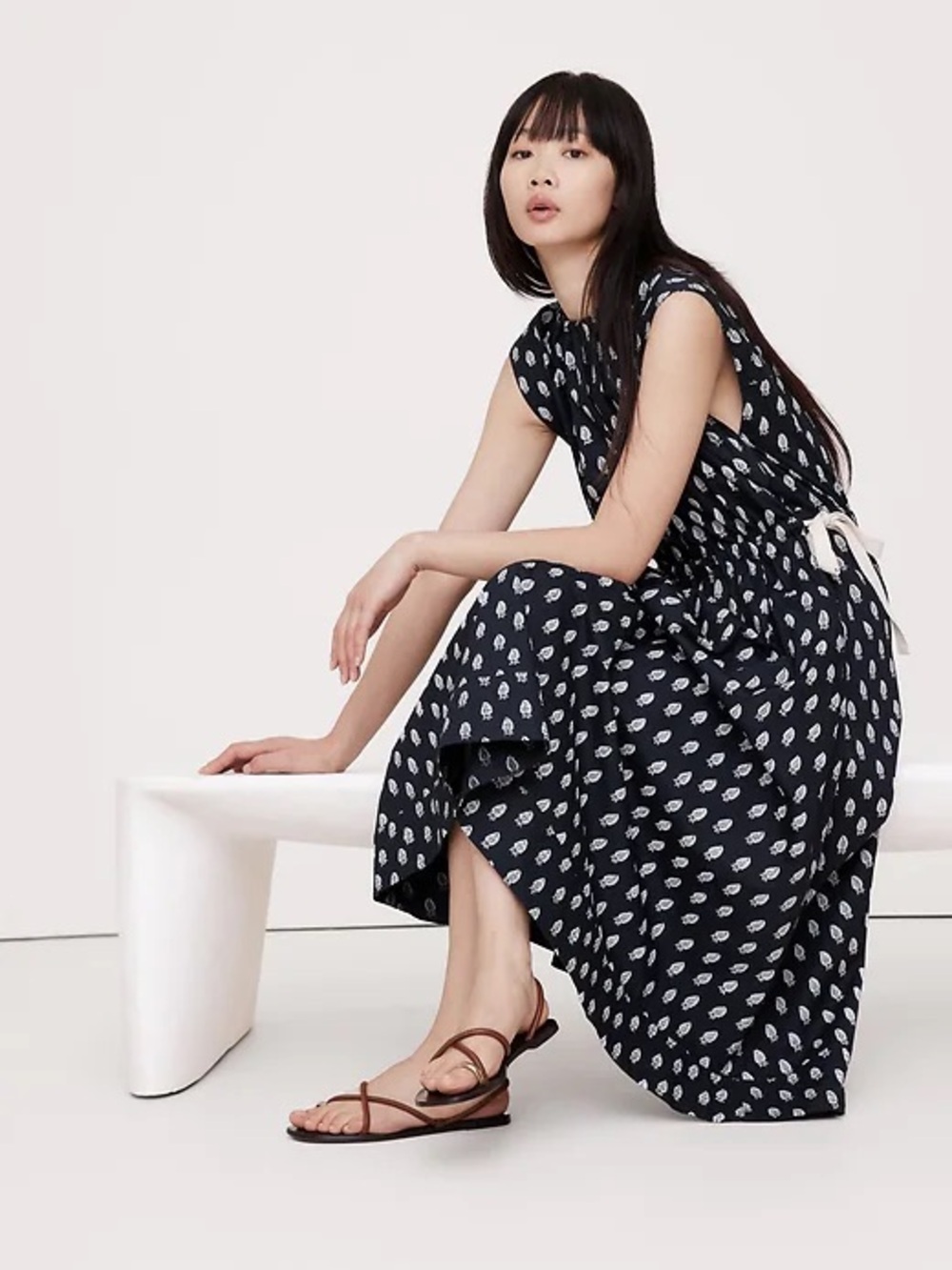 Banana Republic COTTON POPLIN TIE-WAIST MIDI DRESS Navy Blue Paisley Size Medium